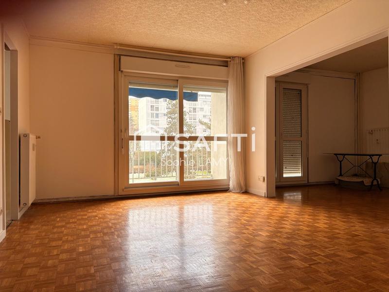 Appartement - 94 m² - 5 pièces