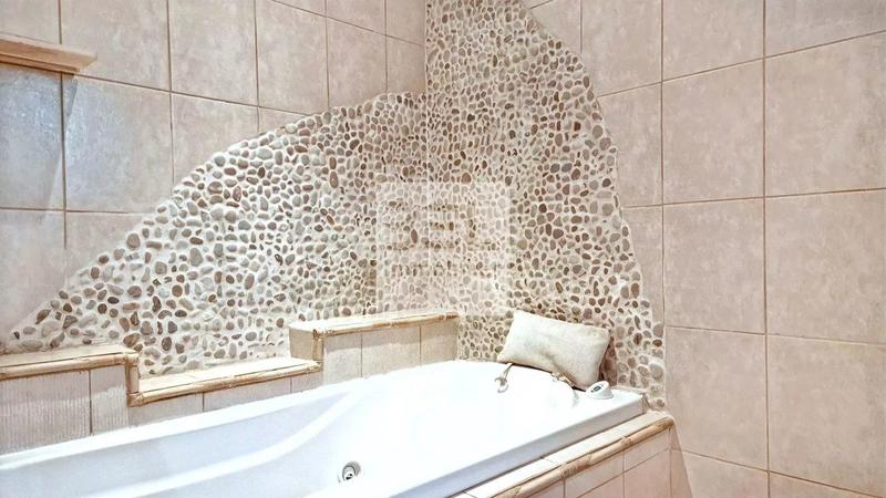 Propriété - 193 m² - 5 pièces