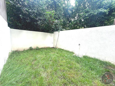 Maison - 75 m² - 5 pièces