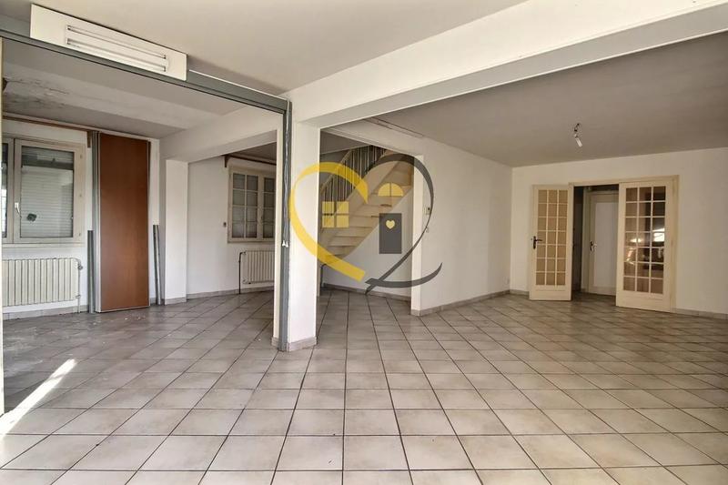 Maison - 121 m² - 4 pièces