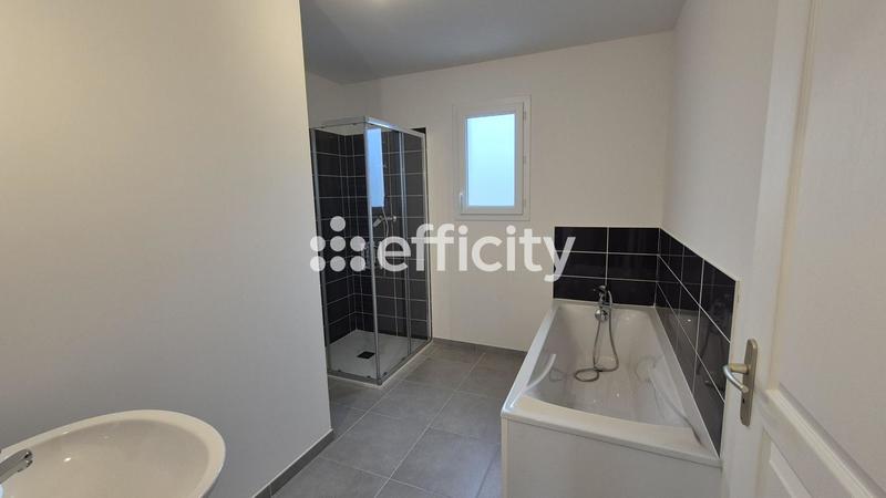 Pavillon - 90 m² - 4 pièces