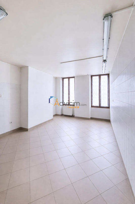 Maison ancienne - 216 m² - 7 pièces