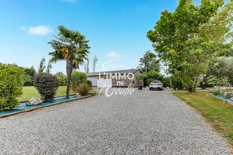 Maison - 105 m² - 4 pièces