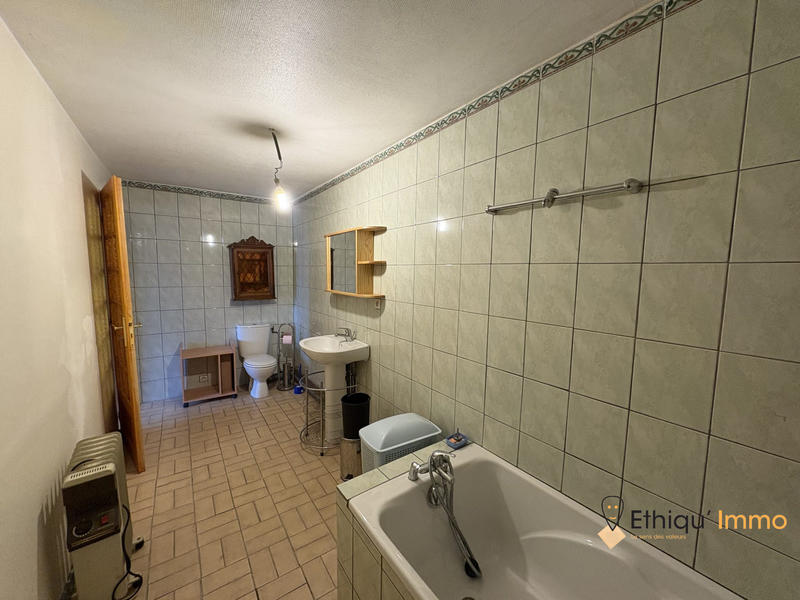 Maison - 105 m² - 4 pièces