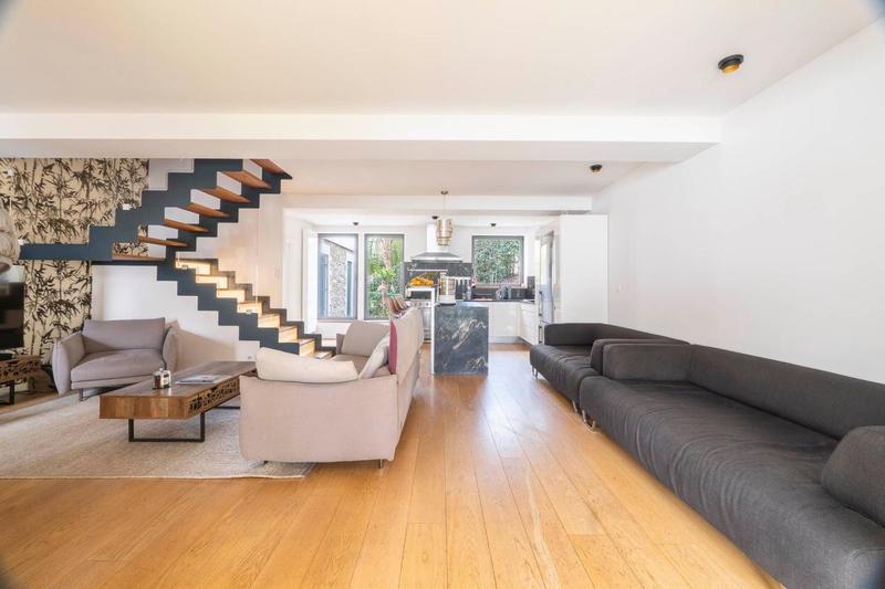 Maison de ville - 145 m² - 4 pièces