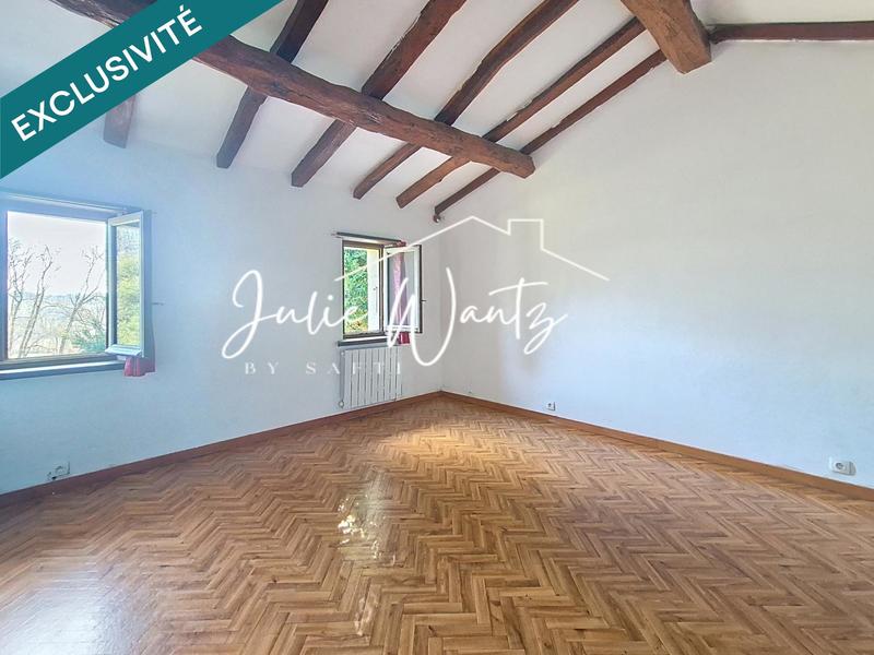 Maison - 198 m² - 5 pièces