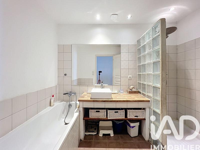 Appartement - 100 m² - 4 pièces