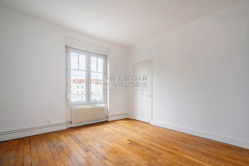 Appartement - 110 m² - 5 pièces