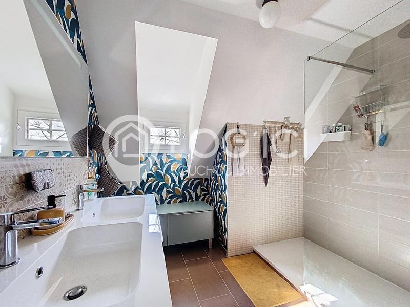 Maison - 177 m² - 4 pièces