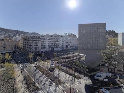 Appartement - 101 m² - 4 pièces