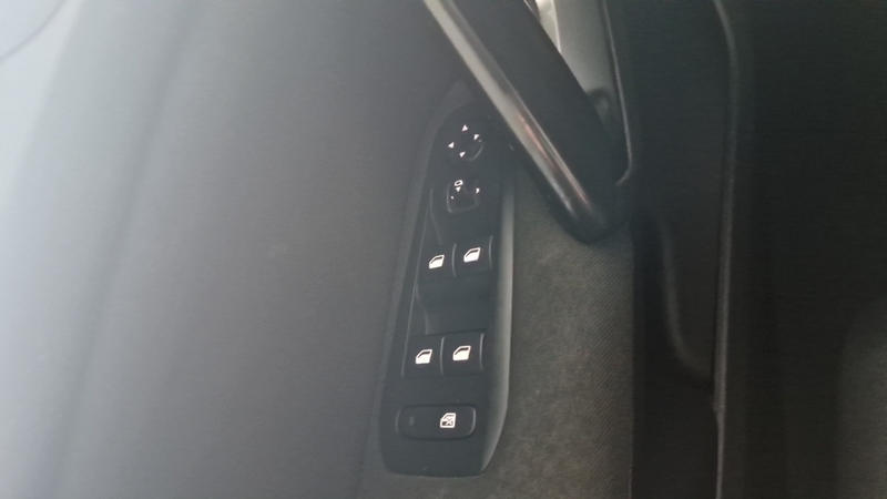 Peugeot 308 Affaire Bluehdi 100 Ss Bvm6 Premium Pack