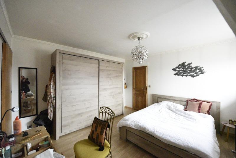 Maison - 235 m² - 6 pièces