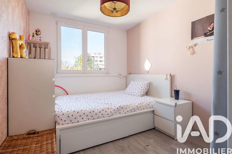 Appartement - 94 m² - 5 pièces