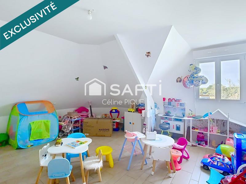 Maison - 255 m² - 9 pièces