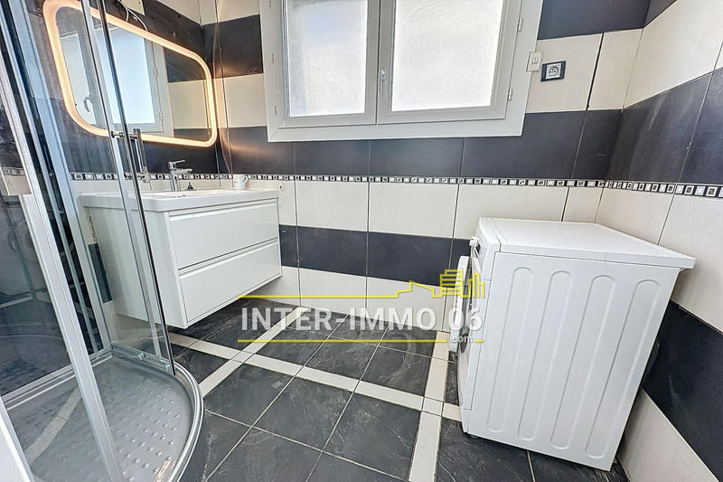 Appartement - 75 m² - 3 pièces