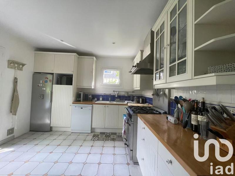 Maison - 182 m² - 7 pièces