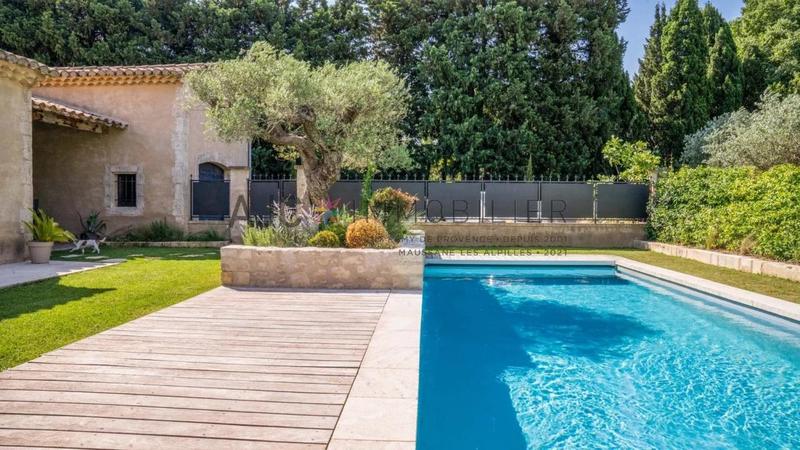 Maison - 190 m² - 4 pièces