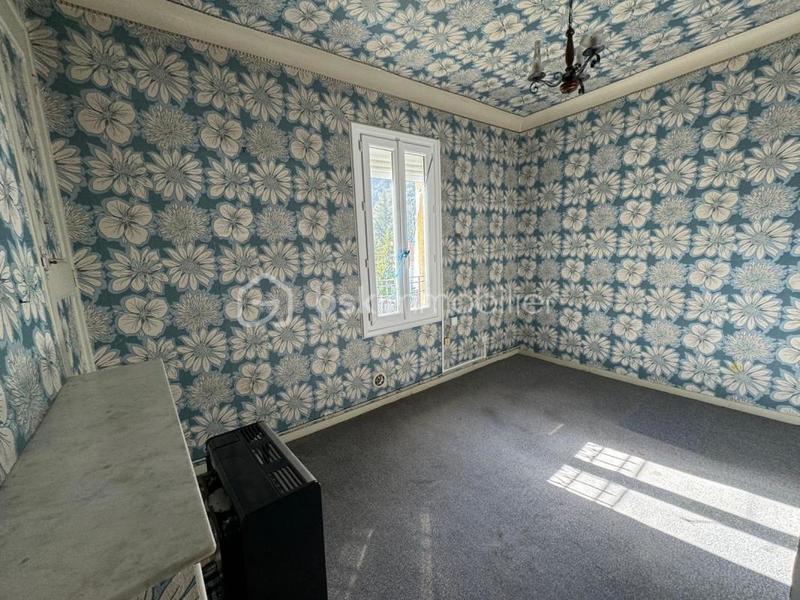 Maison - 175 m² - 6 pièces