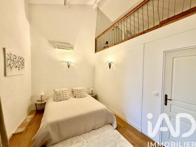 Maison - 597 m² - 20 pièces