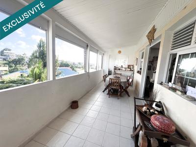 Maison - 320 m² - 12 pièces