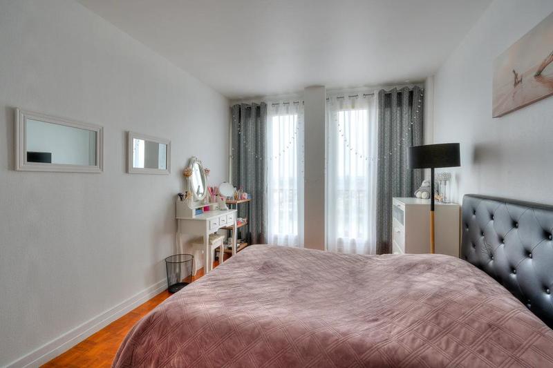 Appartement - 77 m² - 4 pièces