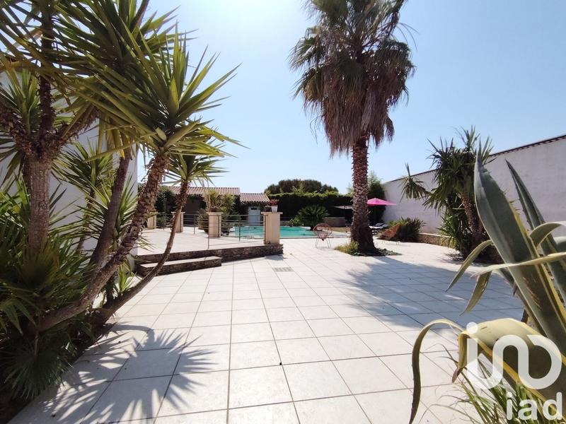 Maison - 237 m² - 5 pièces