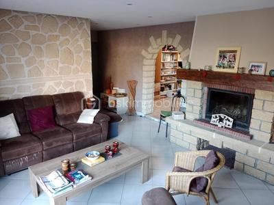 Maison traditionnelle - 136 m² - 5 pièces