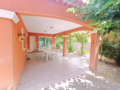 Maison traditionnelle - 177 m² - 7 pièces