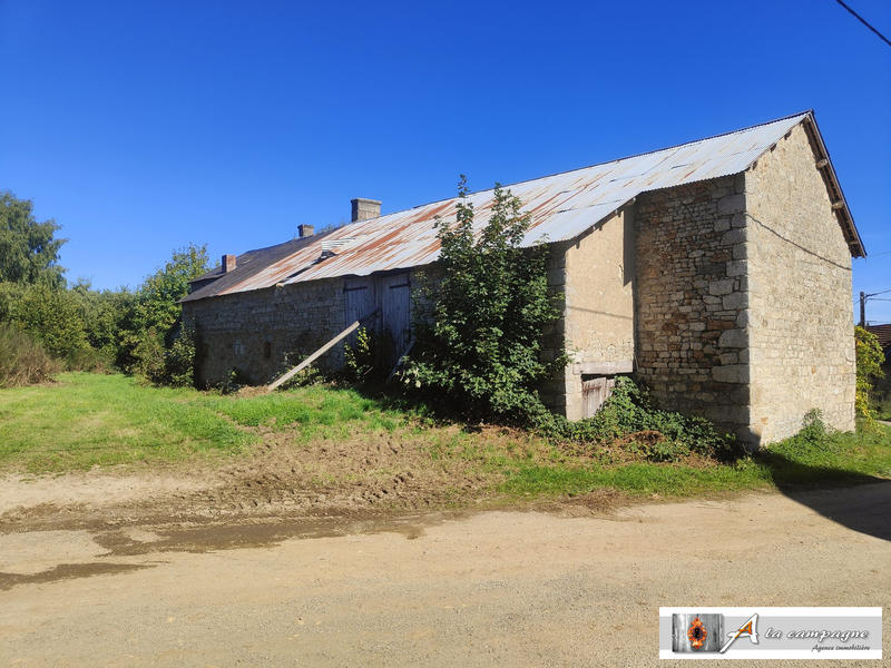 Maison ancienne - 101 m² - 8 pièces