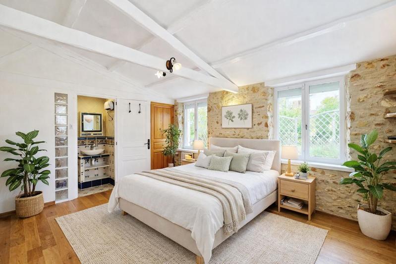 Pavillon - 200 m² - 8 pièces