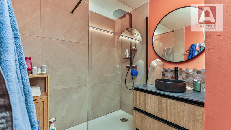 Maison - 97 m² - 6 pièces