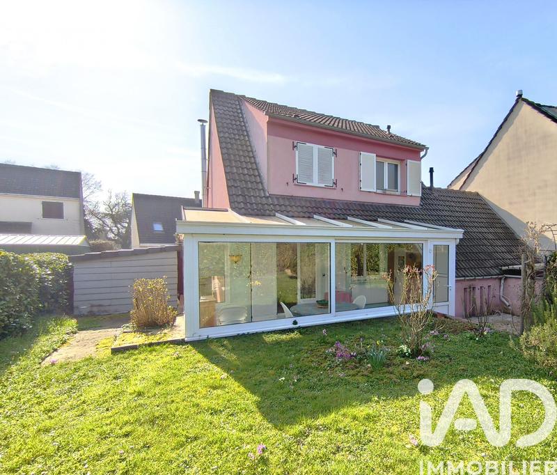 Maison - 109 m² - 6 pièces