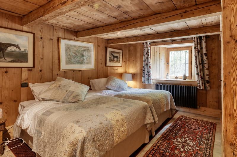 Châlet - 365 m² - 15 pièces