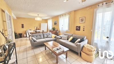 Maison - 126 m² - 6 pièces