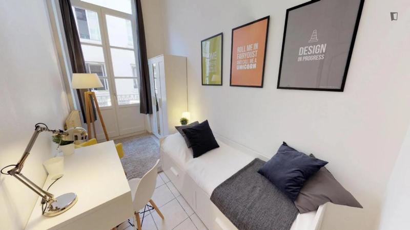 Chambre - 9 m² - 4 pièces