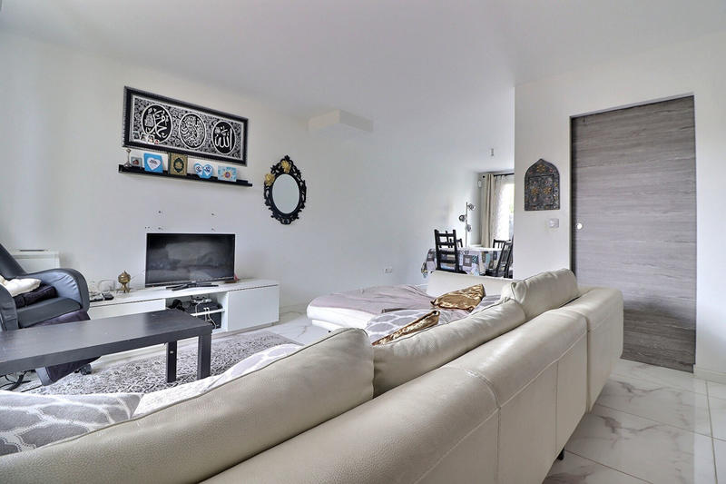 Maison - 79 m² - 5 pièces