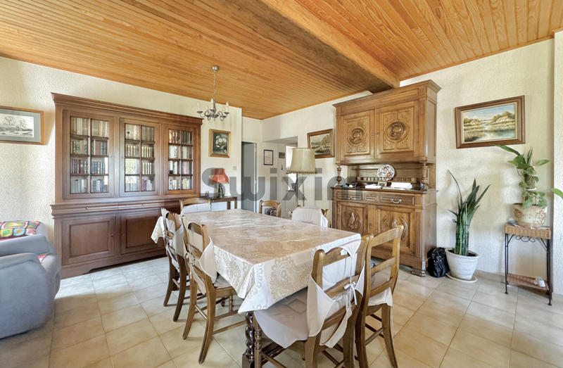 Propriété - 150 m² - 7 pièces