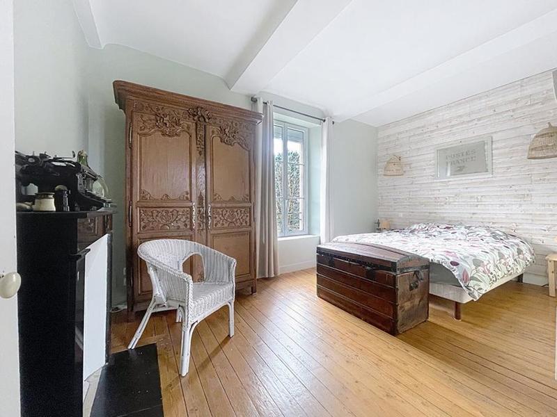 Maison en pierre - 155 m² - 7 pièces