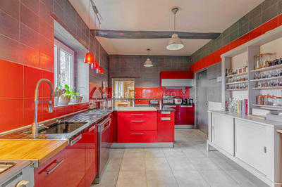 Maison - 380 m² - 14 pièces