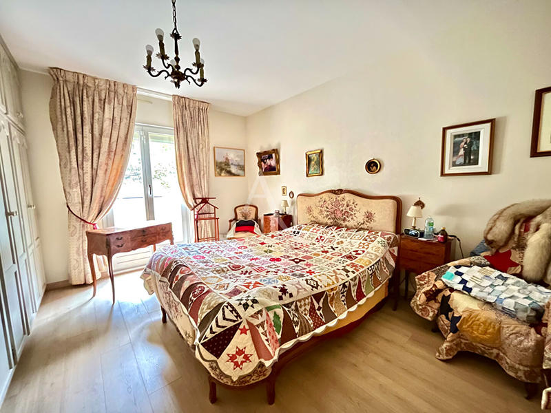 Maison - 135 m² - 8 pièces