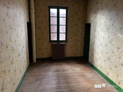 Maison - 194 m² - 9 pièces