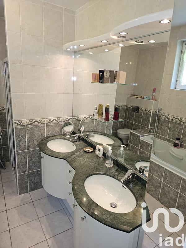 Maison de maîtres - 220 m² - 6 pièces