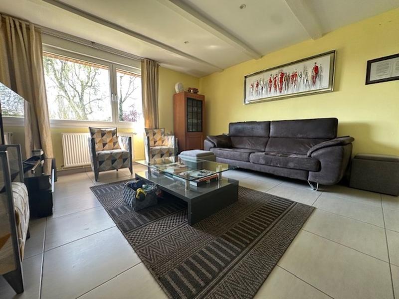 Propriété - 215 m² - 7 pièces