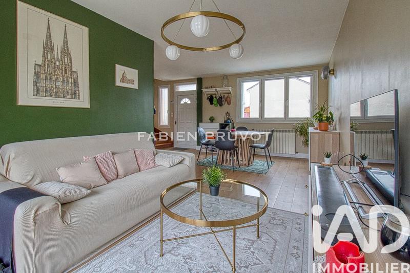 Maison - 83 m² - 5 pièces