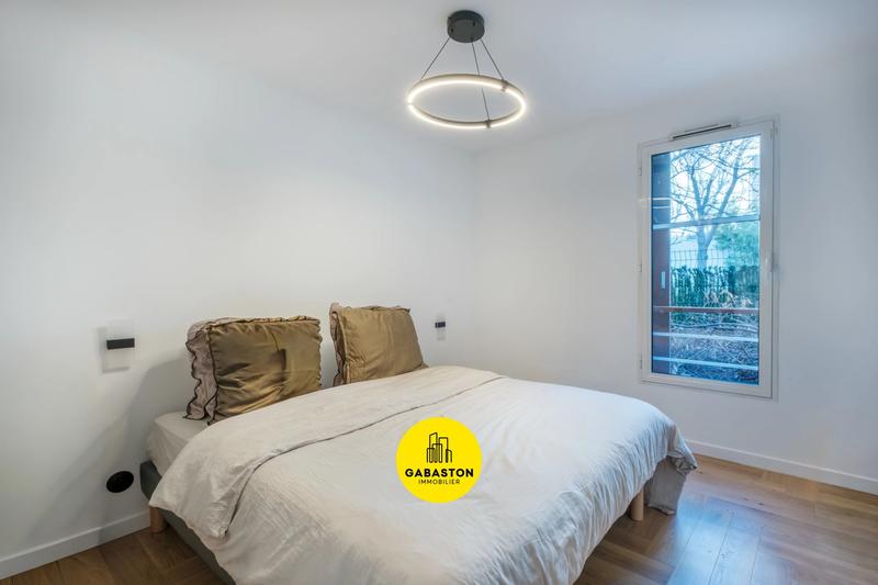 Appartement - 81 m² - 4 pièces