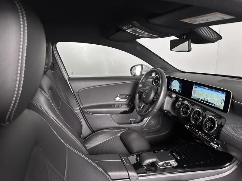 Mercedes Classe a 180d 110ch 7g-Dct Digital Cockpit Gps Regul Tel Camera Park Assist Clim 110 Ch