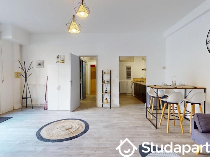 Chambre - 15 m² - 1 pièce