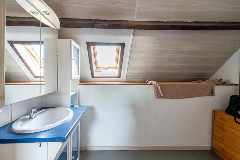 Corps de ferme - 190 m² - 9 pièces