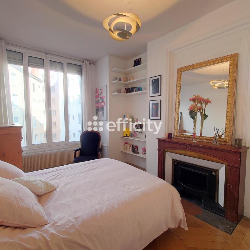 Appartement - 156 m² - 5 pièces