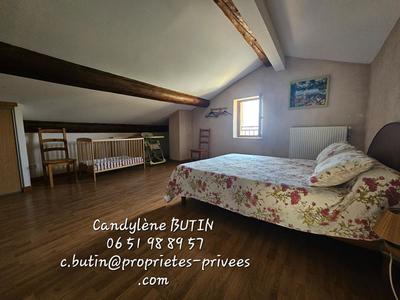 Maison - 220 m² - 10 pièces